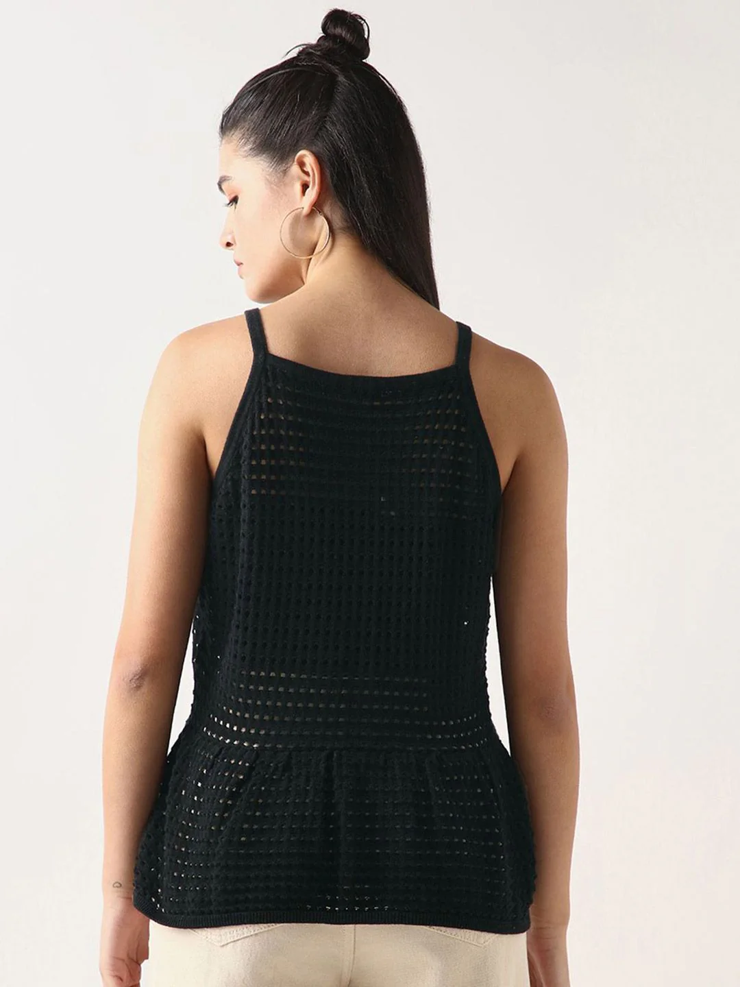 Bewakoof Black Flat Knit Short Top - Image 5