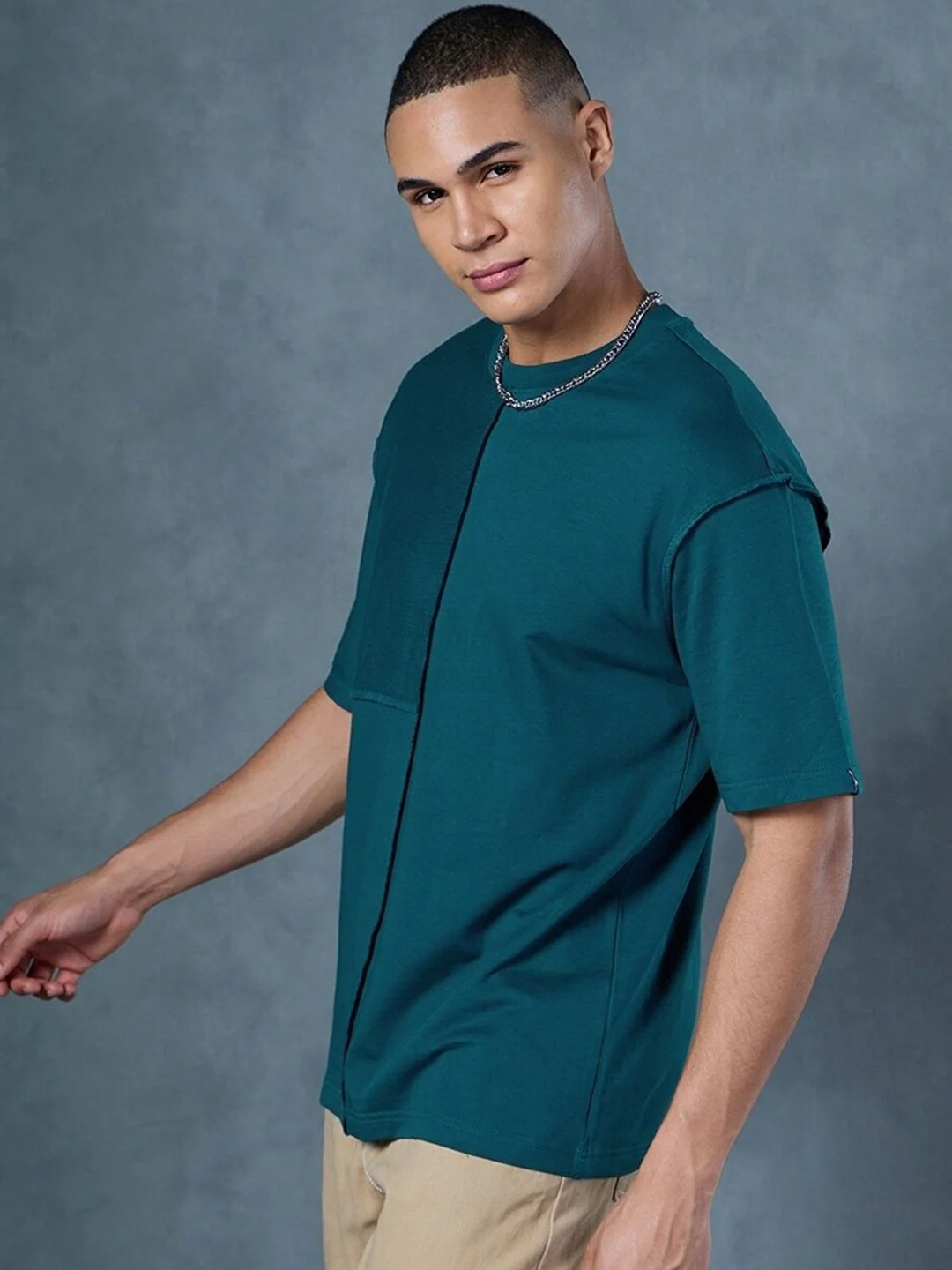 Bewakoof Drop-Shoulder Sleeves Oversized Cotton T-shirt - Image 3
