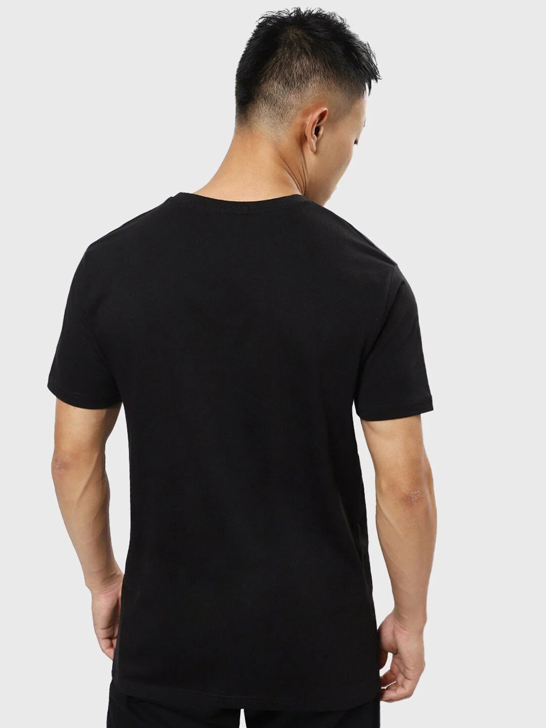 Bewakoof Goosebumps Graphic Printed Cotton T-shirt - Image 3