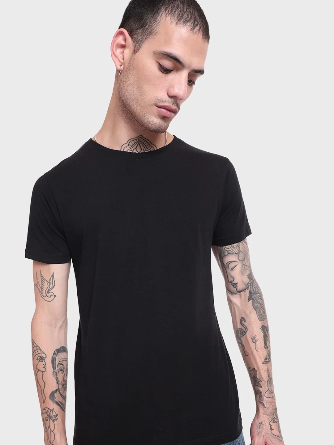 Bewakoof Men Black Pure Cotton T-shirt - Image 2