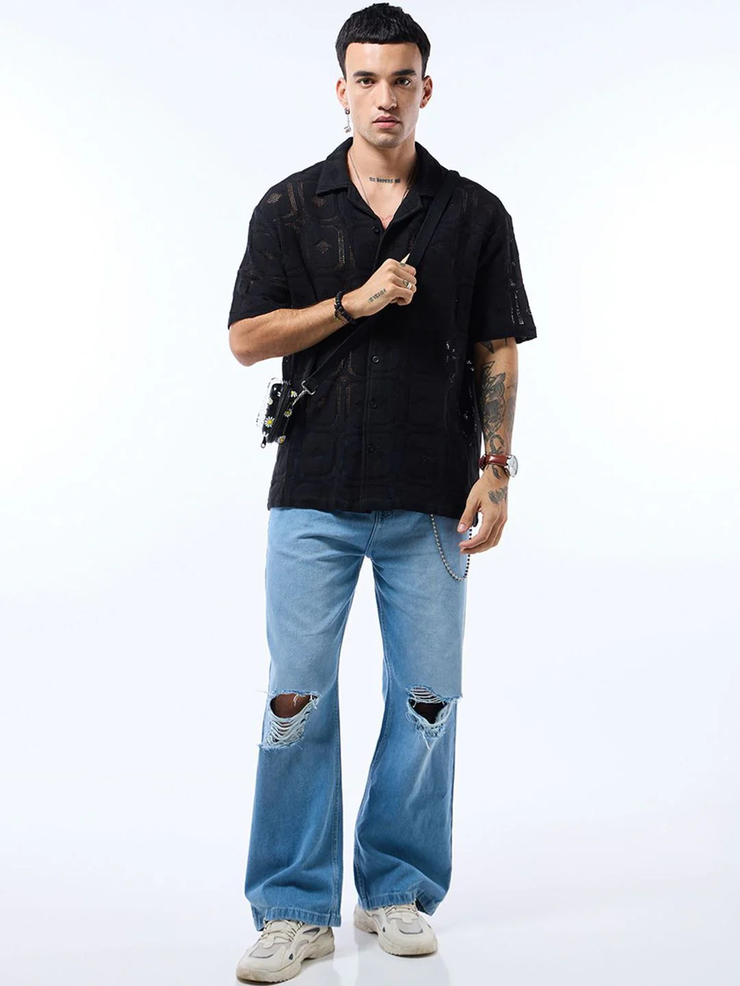 Bewakoof Men Cuban Collar Textured Self Design Pure Cotton Oversized Casual Shirt - Image 4