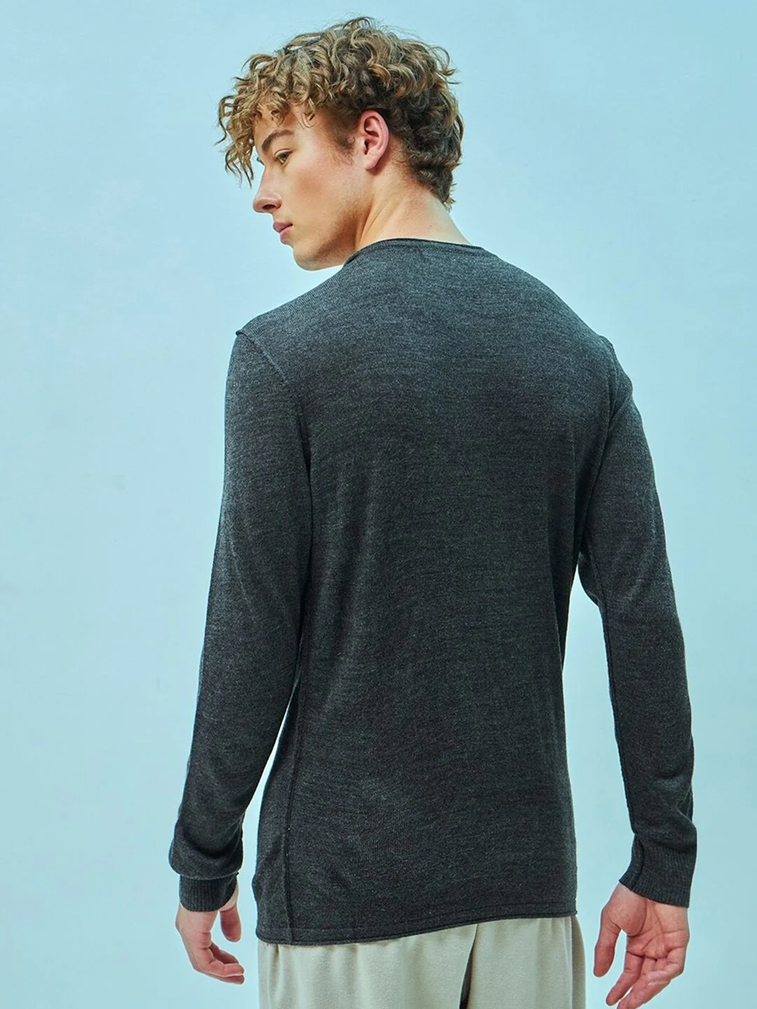 Bewakoof Men Flat Knit Sweater - Image 5