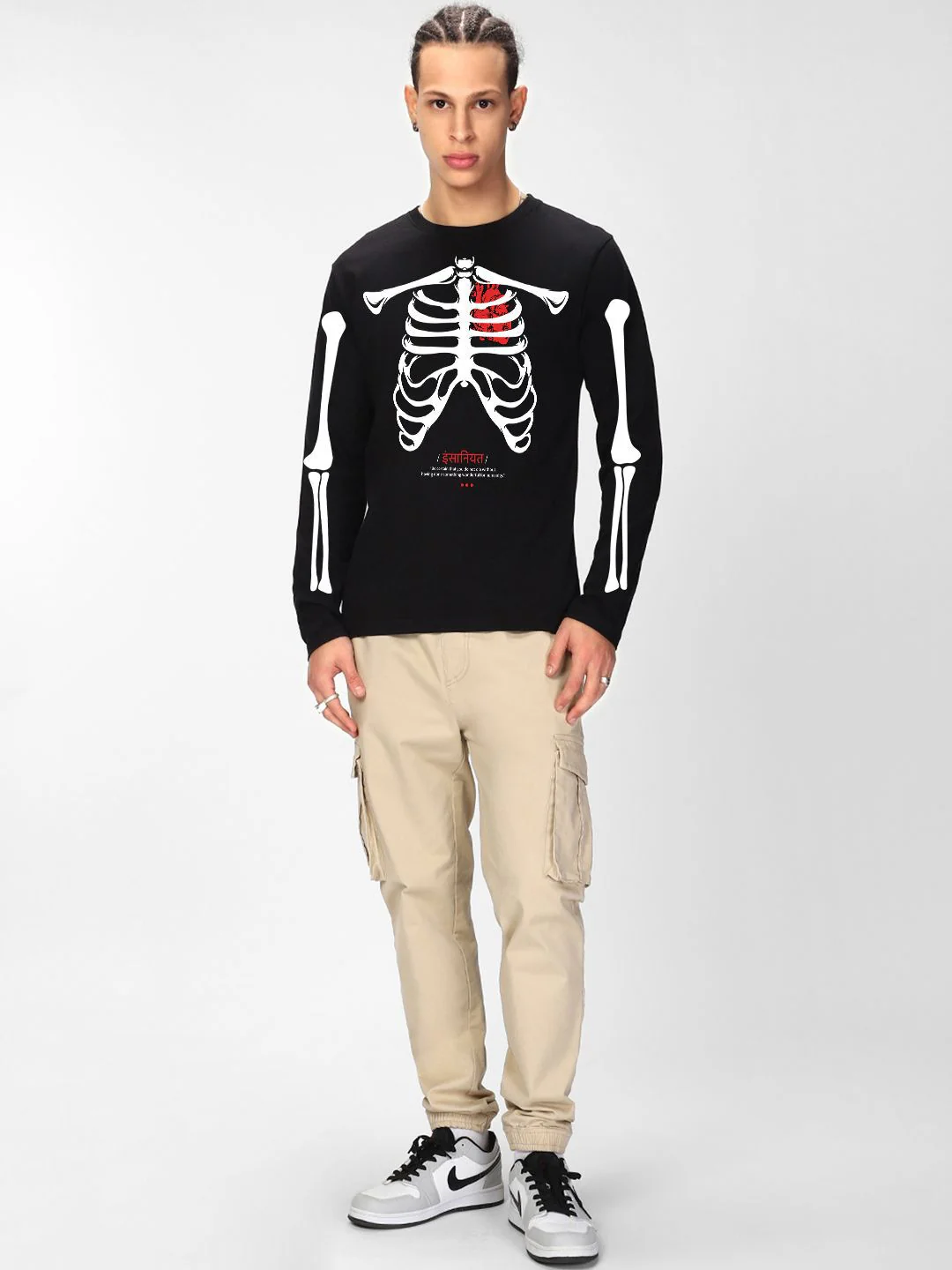 Bewakoof Men Graphic Printed Round Neck Pure Cotton T-shirt - Image 4