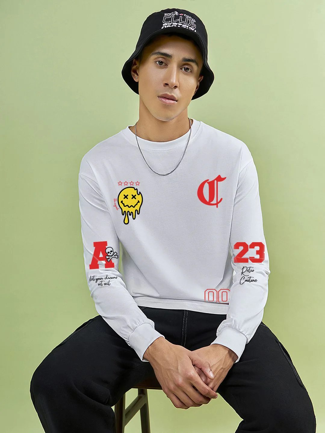 Bewakoof Men Graphic Printed Round Neck Pure Cotton T-Shirt
