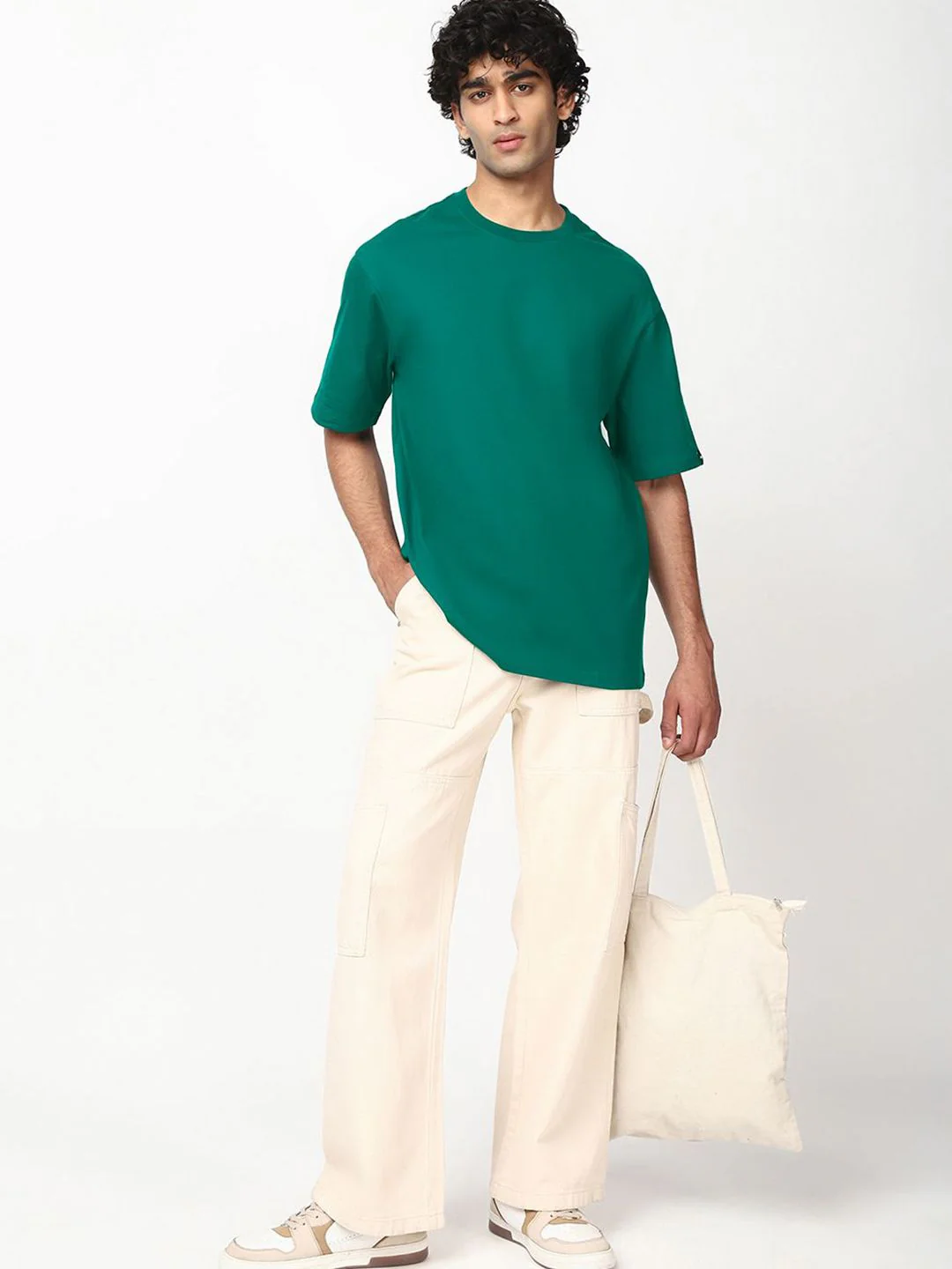 Bewakoof Men Solid Round Neck Cotton Oversized T-shirt - Image 4