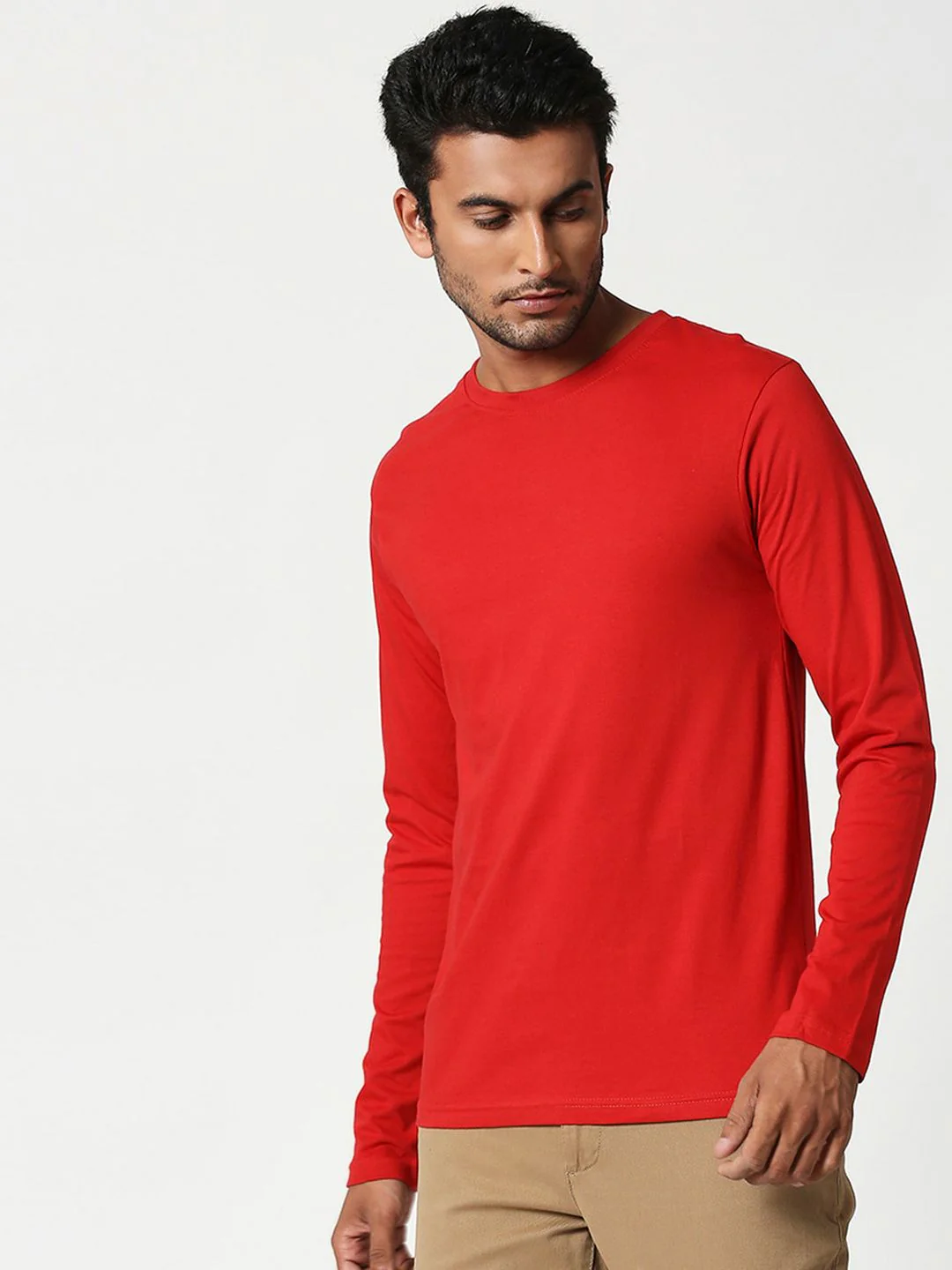 Bewakoof Men Solid Round Neck Pure Cotton T-shirt - Image 3