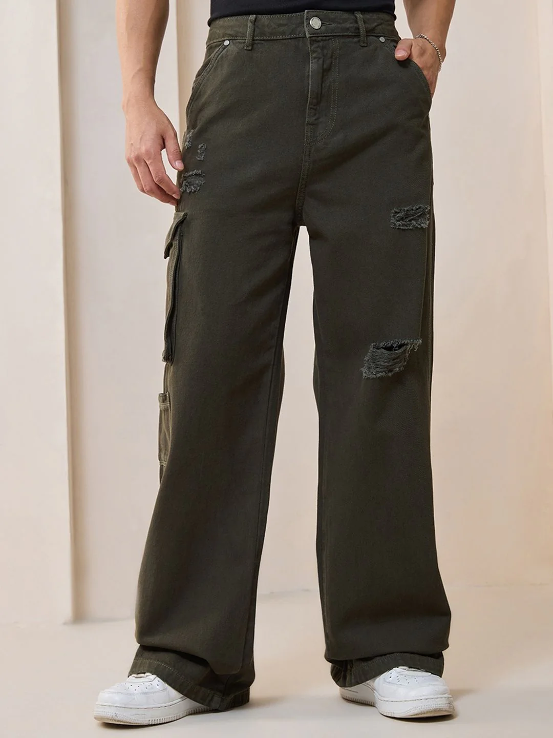 Bewakoof Men Straight Fit High-Rise Distressed Organic Cotton Baggy Jeans - Image 8