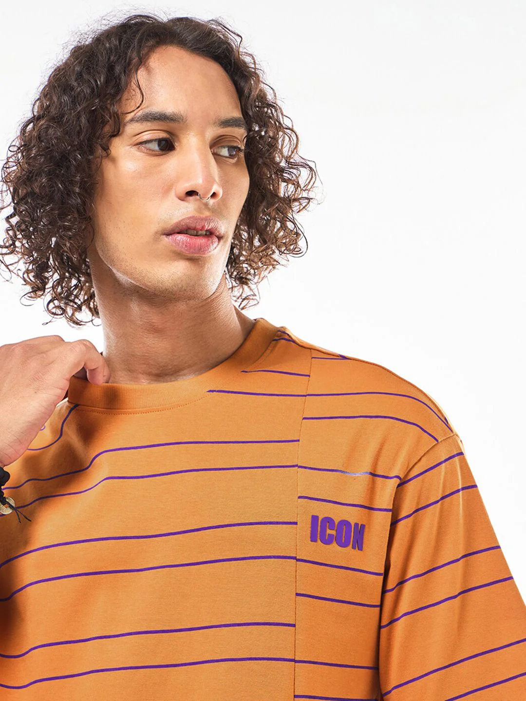 Bewakoof Men Striped Round Neck Pure Cotton T-shirt - Image 7