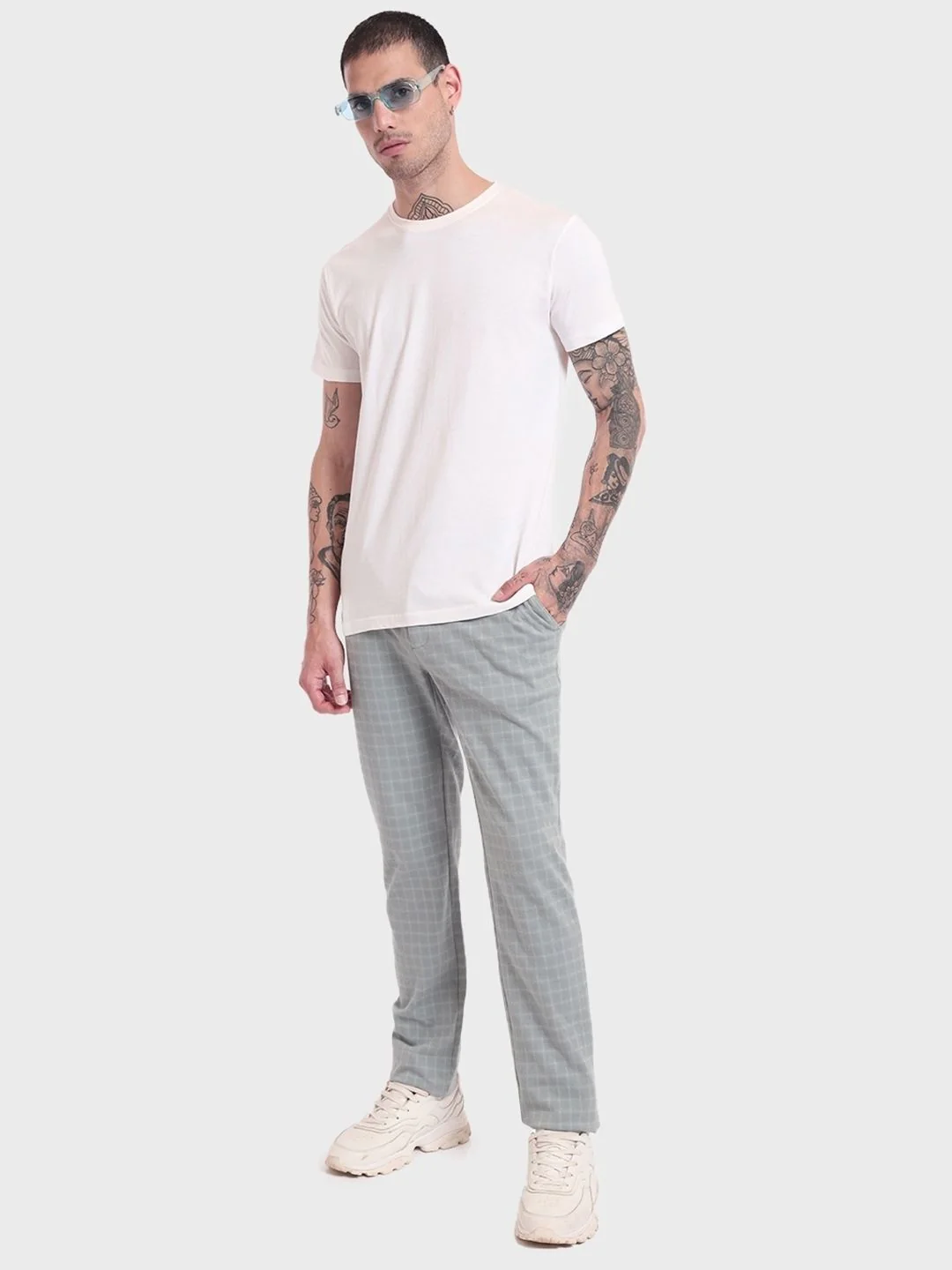 Bewakoof Men White Pure Cotton T-shirt - Image 4