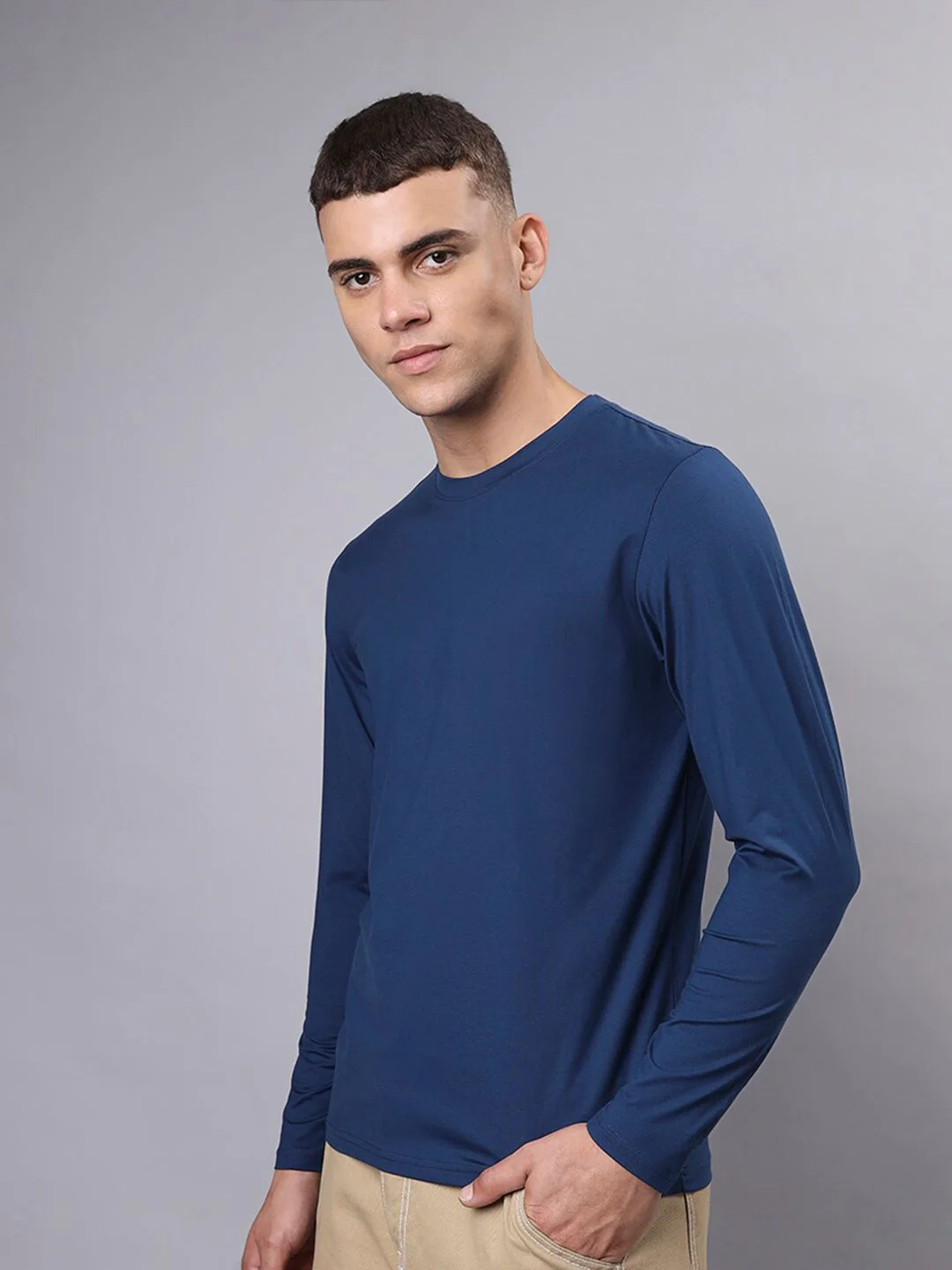 Bewakoof Round Neck Cotton Casual T-shirt - Image 3