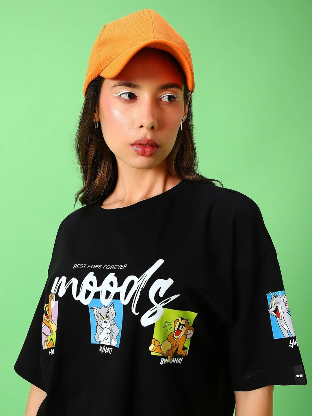 Bewakoof x Official Tom & Jerry Merchandise Friends & Feelings Print Oversized T-shirt - Image 2