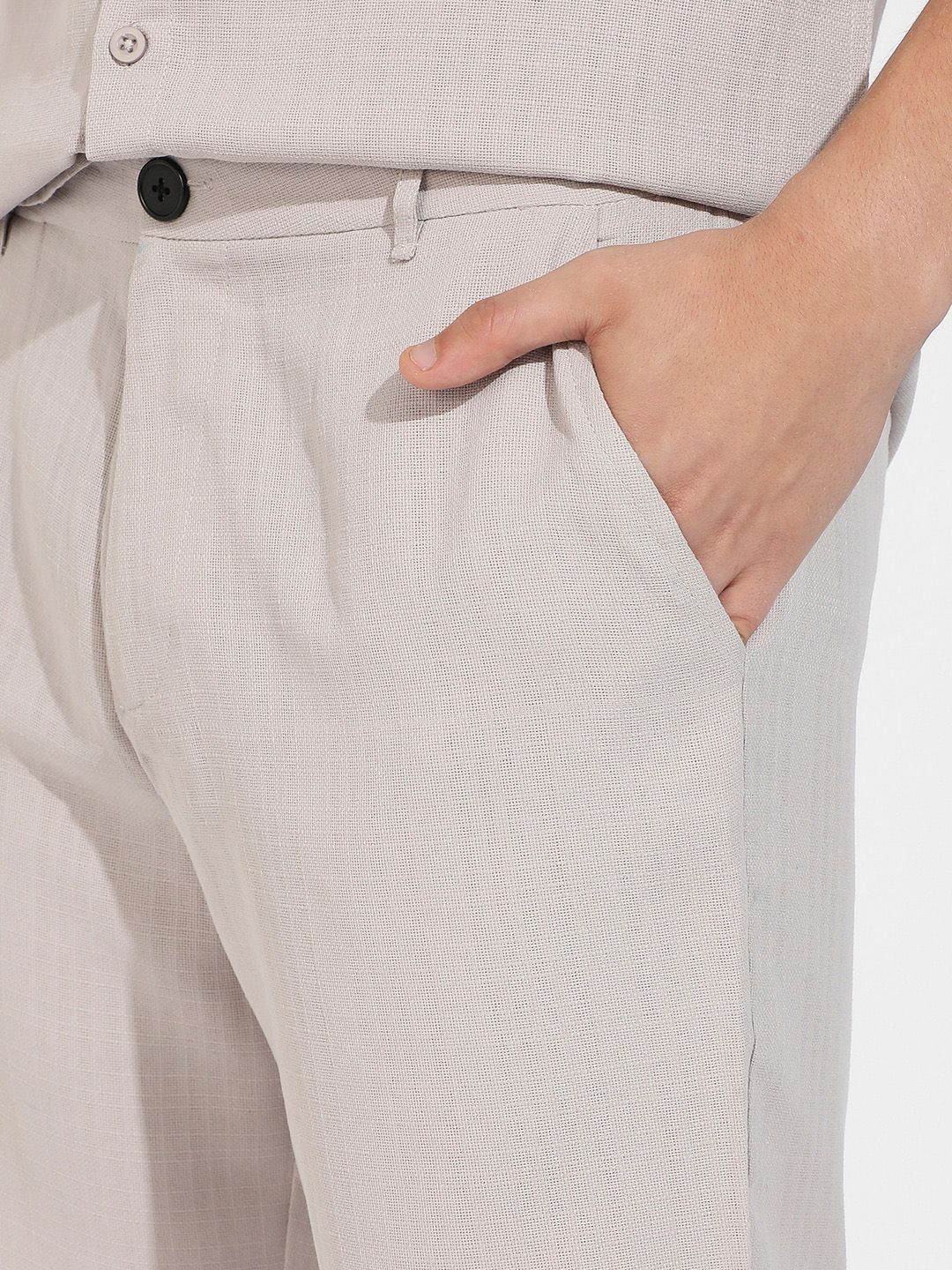 Campus Sutra Beige Self Design Shirt With Shorts - Image 3