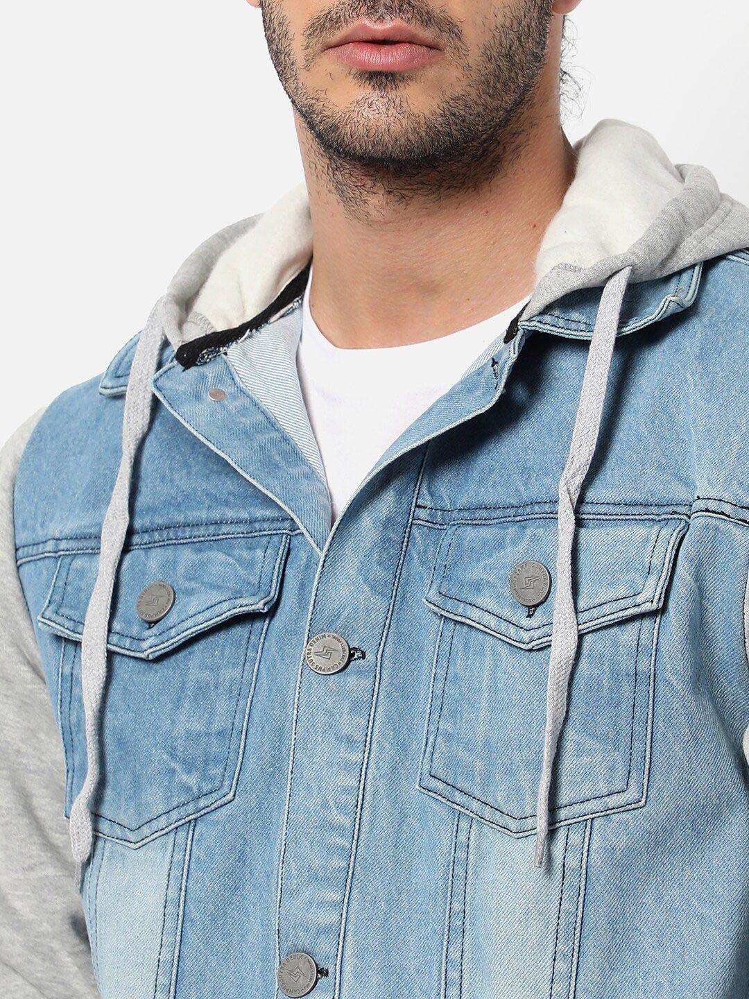 Campus Sutra Men Blue Grey Washed Colourblocked Windcheater Outdoor Denim Jacket - Image 2