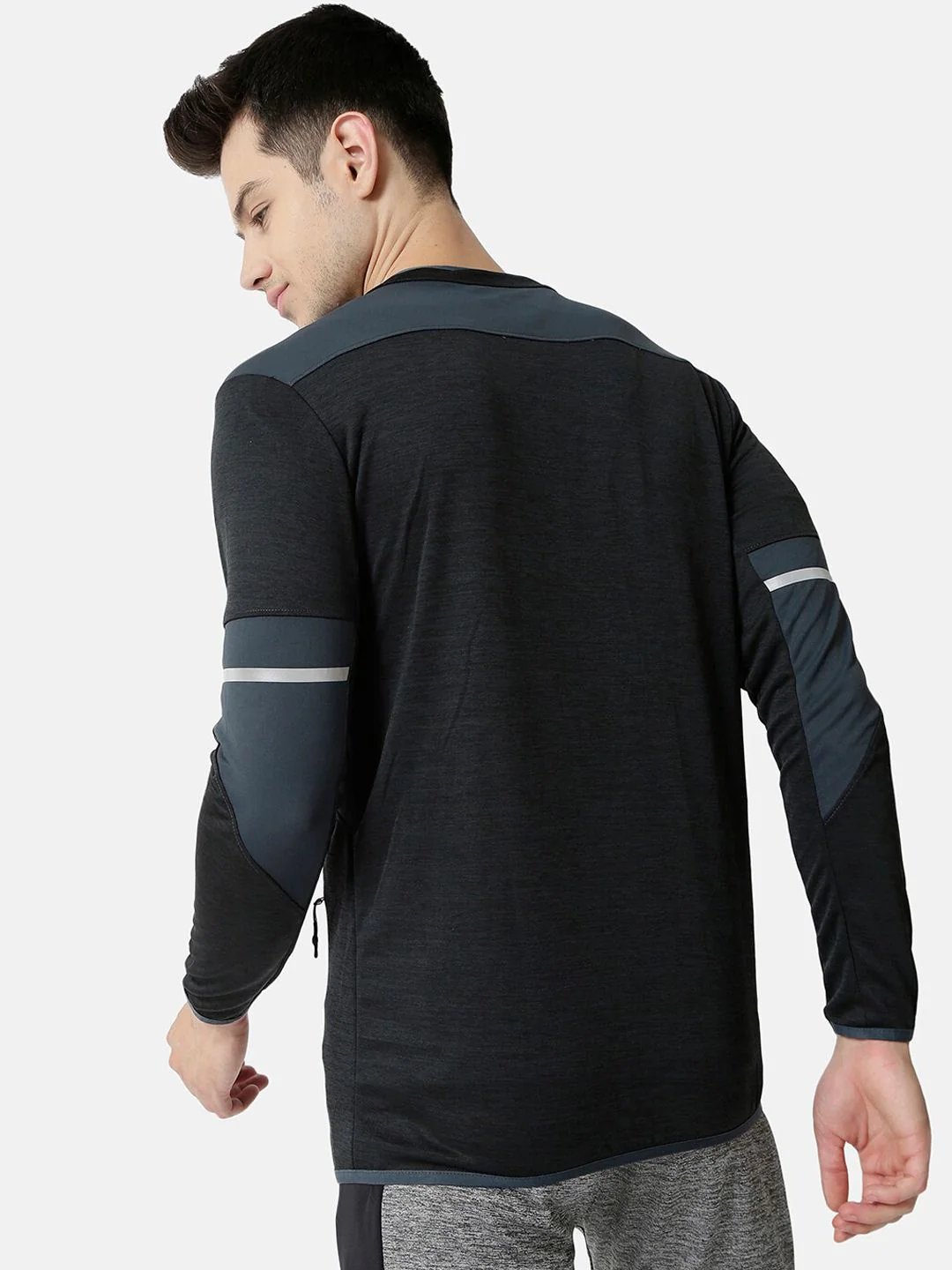 Campus Sutra Men Charcoal Lightweight Training or Gym Sporty Jacket with Embroidered - Image 4