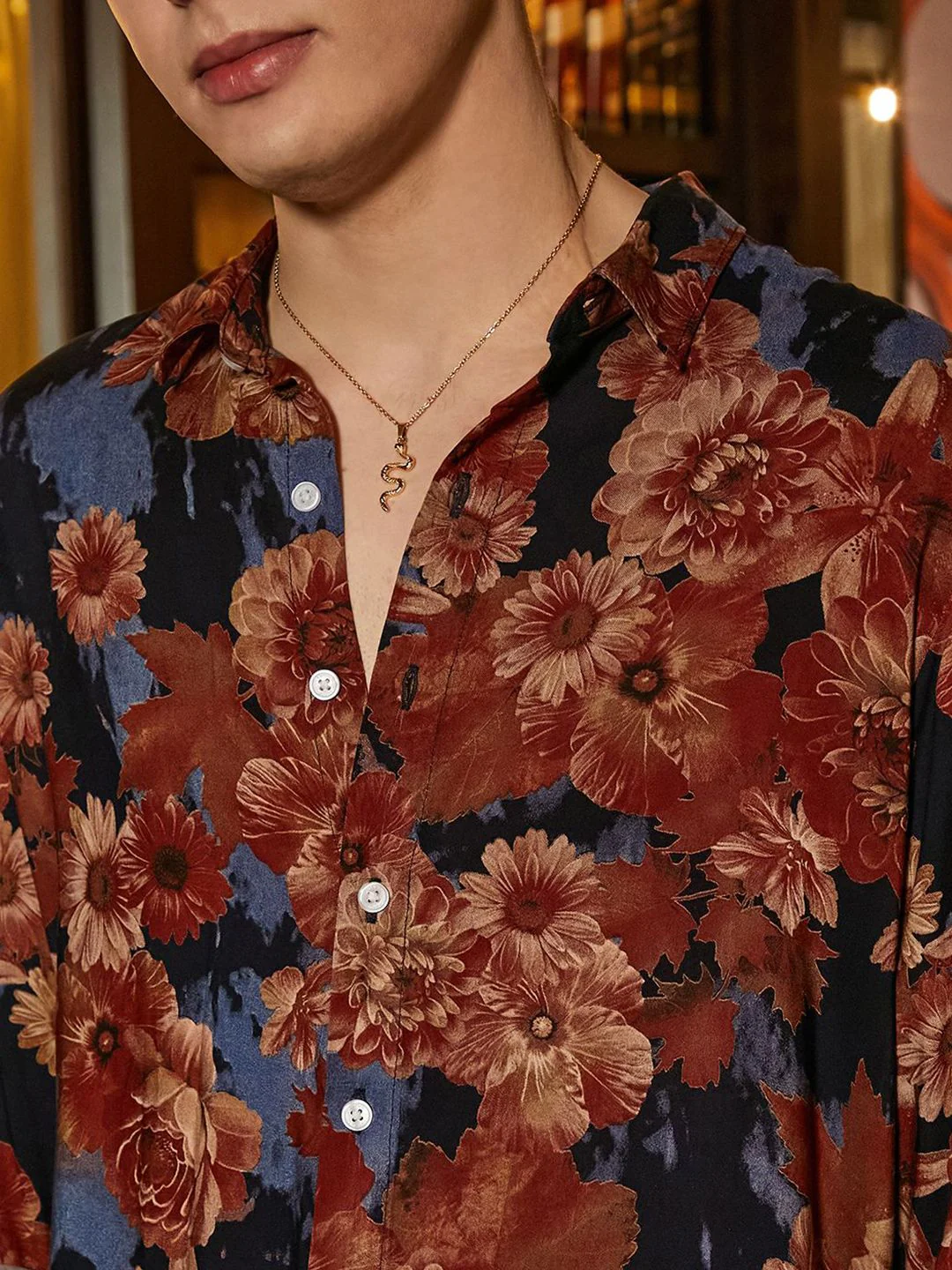 Campus Sutra Men Comfort Fit Spread Collar Floral Printed Casual Shirt - Image 2