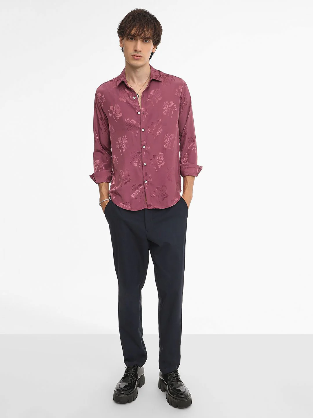 Campus Sutra Men Comfort Spread Collar Floral Printed Casual Shirt - Image 4
