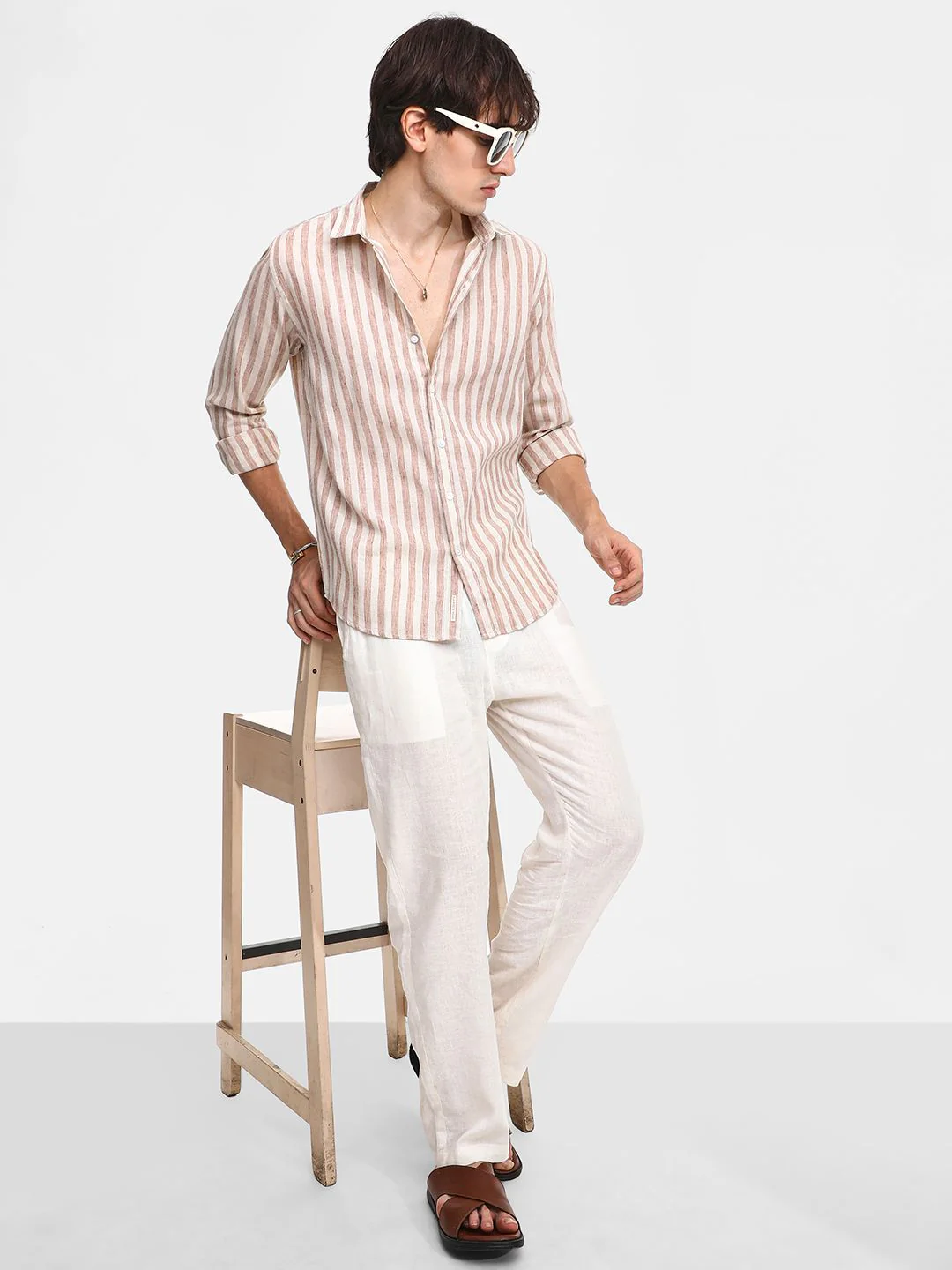 Campus Sutra Men Comfort Spread Collar Striped Cotton Casual Shirt - Image 4