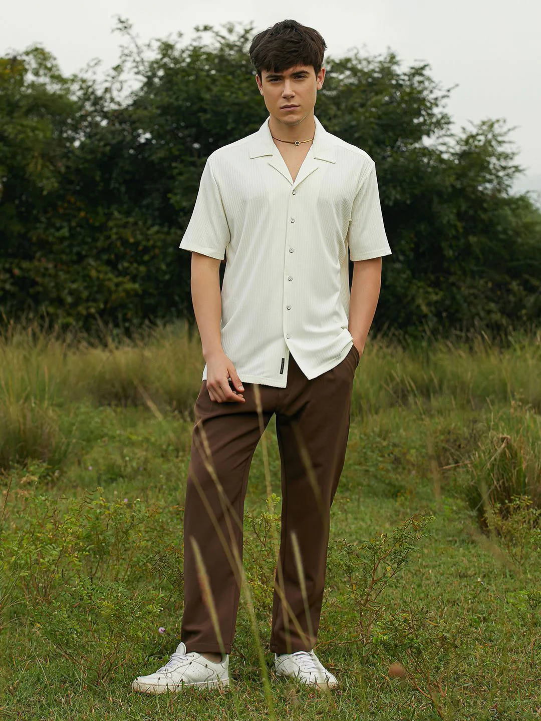 Campus Sutra Men Cotton Mid-Rise Relaxed Trouser - Image 5