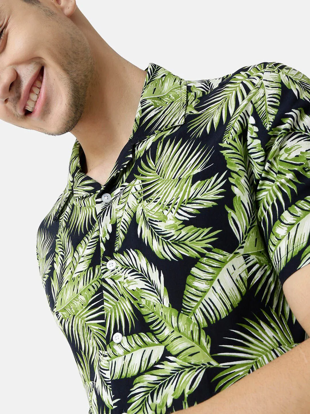 Campus Sutra Men Green & Black Printed Co-Ords - Image 2