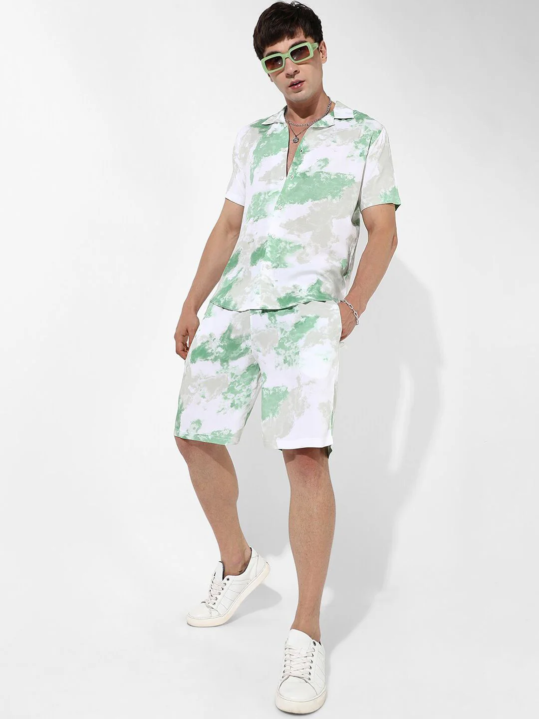 Campus Sutra Men Green & White Tie & Dye Shirt Collar Co-Ord - Image 6