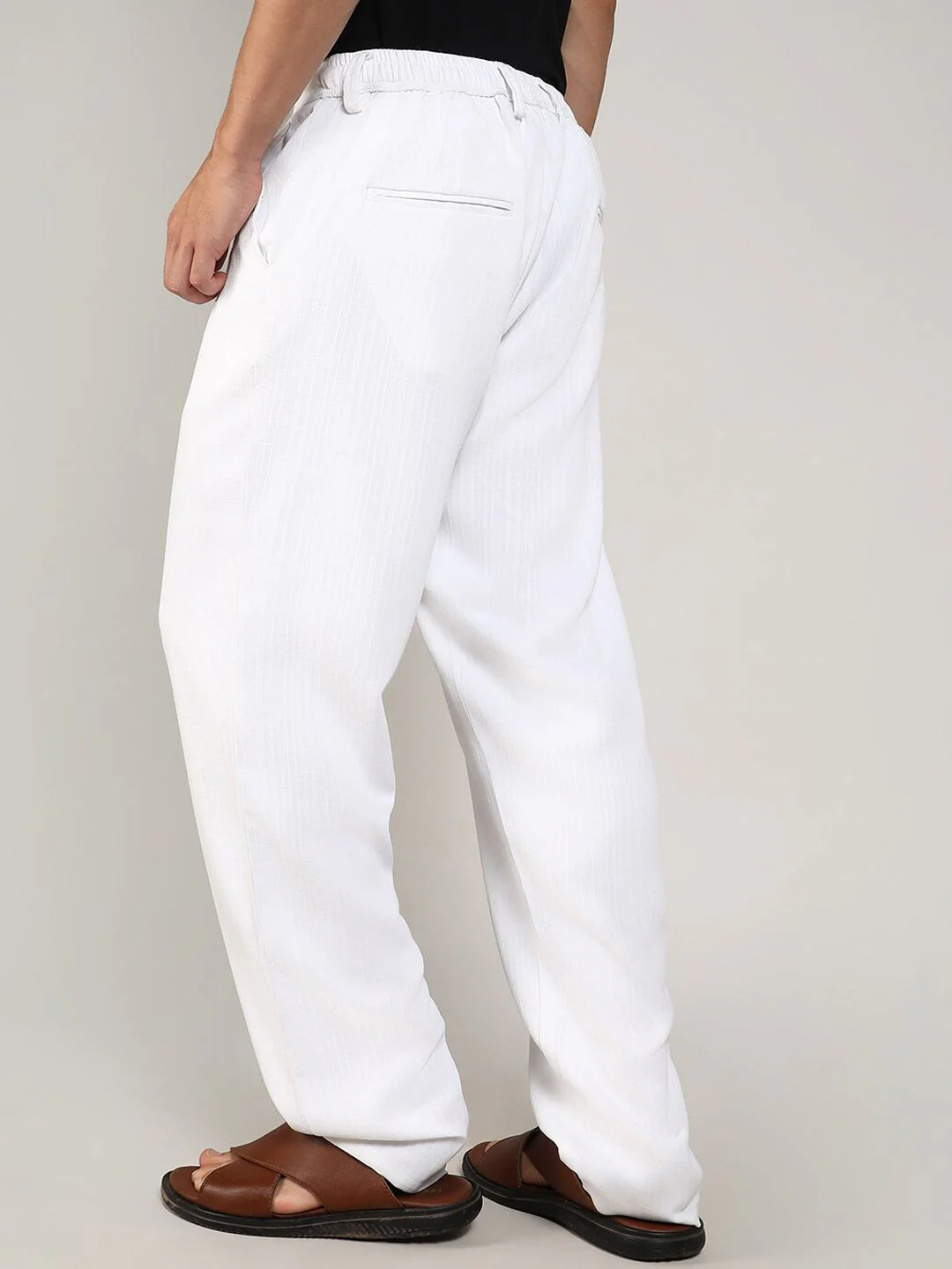 Campus Sutra Men Mid-Rise Relaxed Loose Fit Easy Wash Trouser - Image 3