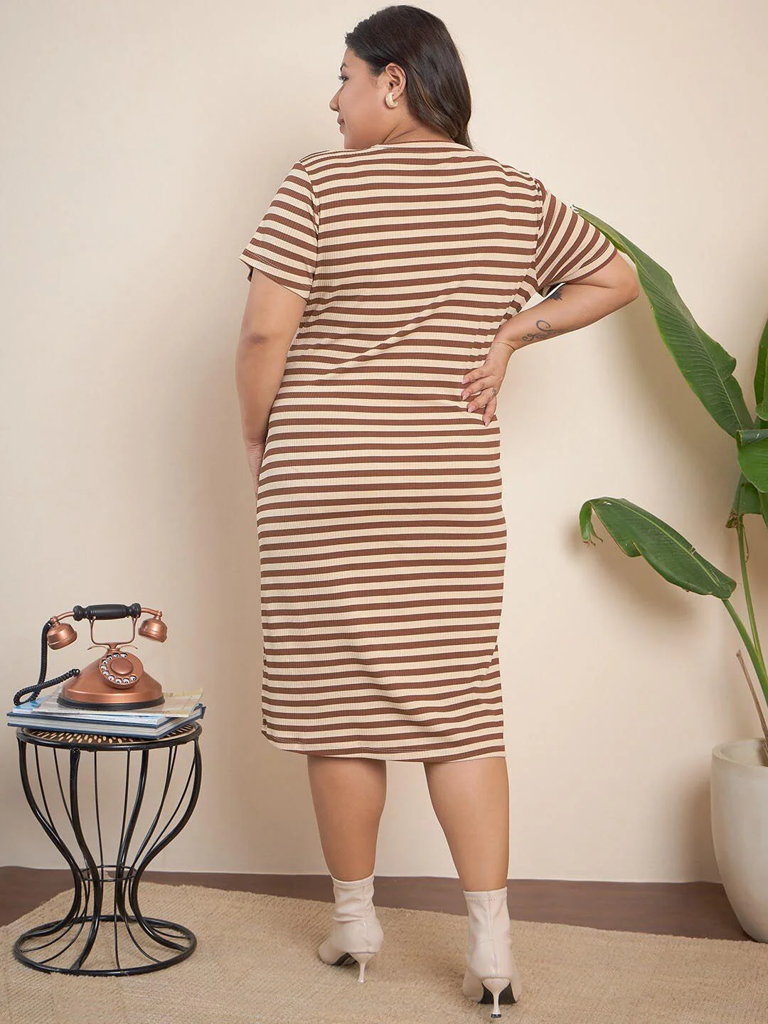 CURVY STREET Brown Plus Size Striped Midi T-shirt Dress - Image 5