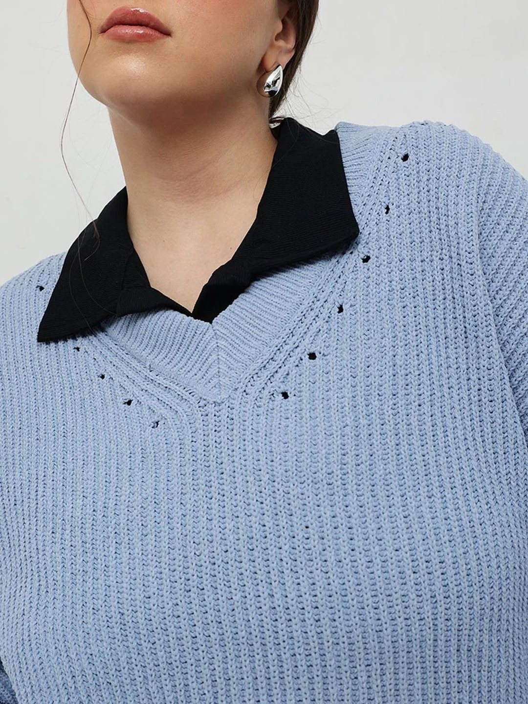 CURVY STREET Women Ribbed V-Neck Pullover Sweater - Image 3