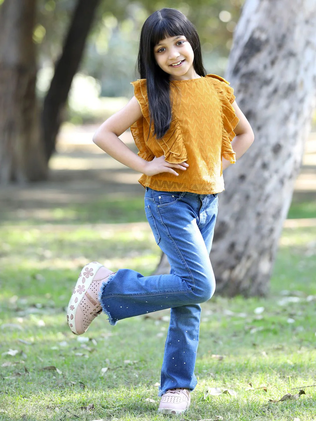 Cutiekins Girls Self Design Ruffles Top - Image 6