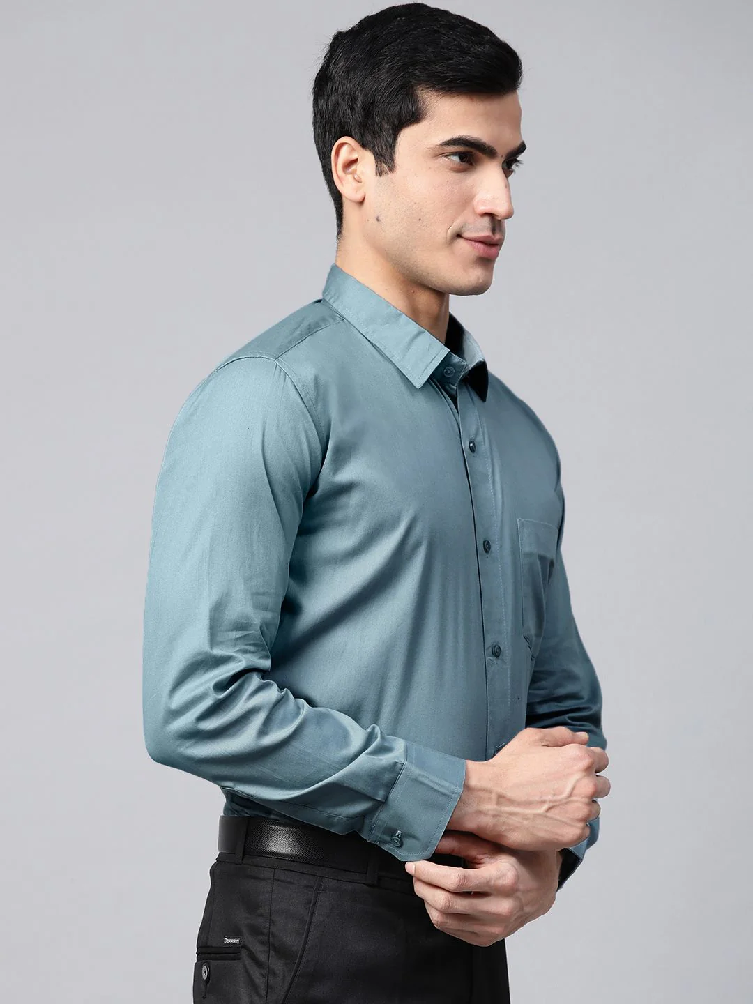 DENNISON Men Blue Pure Cotton Smart Slim Fit Solid Formal Shirt - Image 5