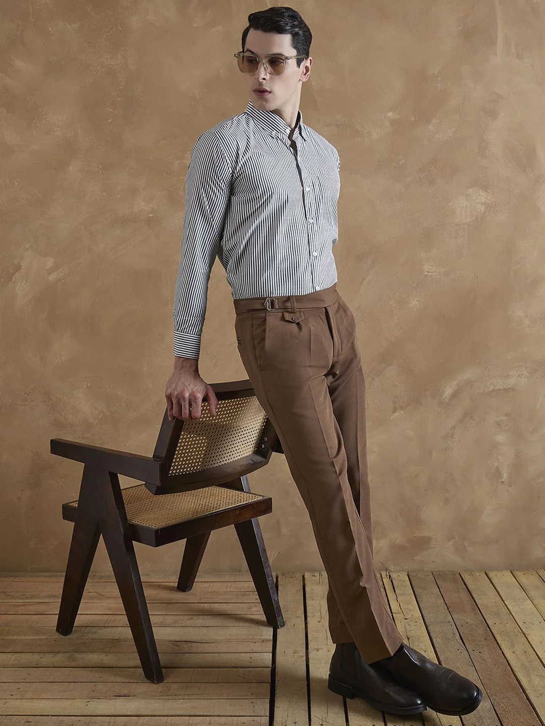 DENNISON Men Relaxed Mid-Rise Easy Wash Pleated Trousers - Image 4