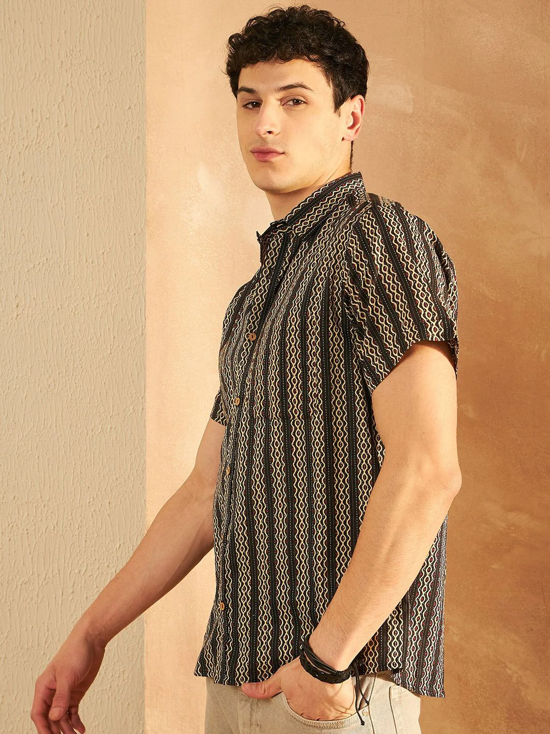 DENNISON Smart Printed Spread Collar Short Sleeves Cotton Lightweight Shirt - Image 3