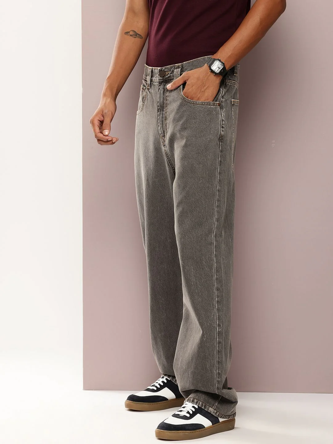 DILLINGER Men Relaxed Fit Light Fade Stretchable Jeans - Image 2