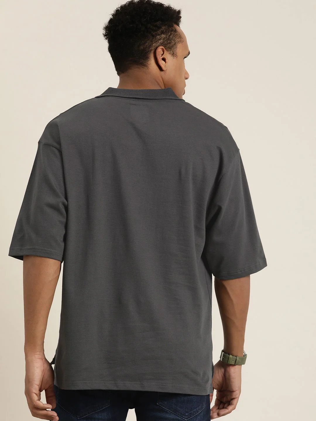 DILLINGER Men Solid Honeycomb Structure Oversized Cotton Polo T-Shirt - Image 5