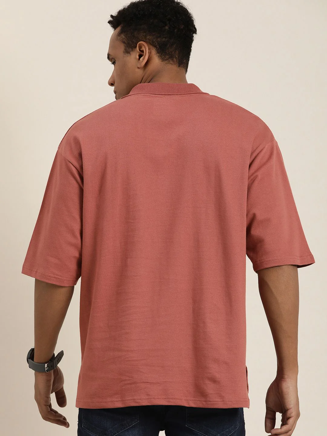DILLINGER Men Solid Honeycomb Structure Oversized Cotton Polo T-Shirt - Image 5