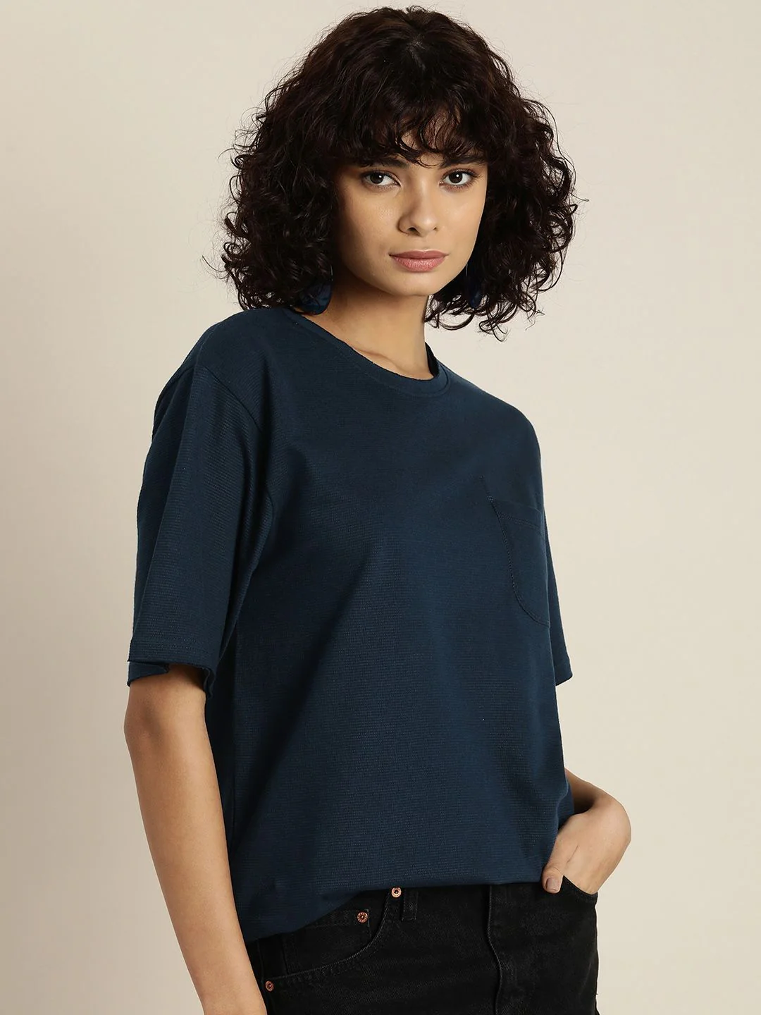 DILLINGER Women Honeycomb Structure Oversized Tshirt - Image 3