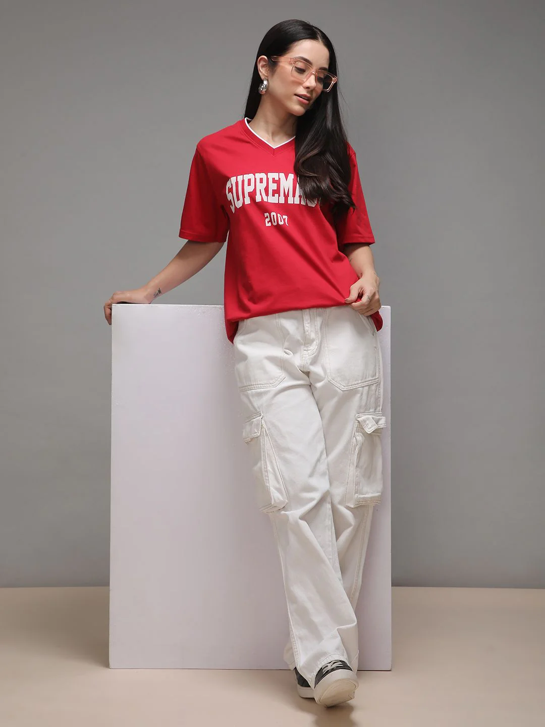 DILLINGER Women Short Sleeve Oversized V-Neck Printed Tshirt - Image 4