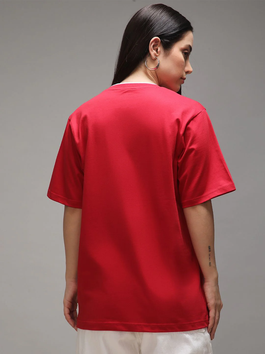 DILLINGER Women Short Sleeve Oversized V-Neck Printed Tshirt - Image 5