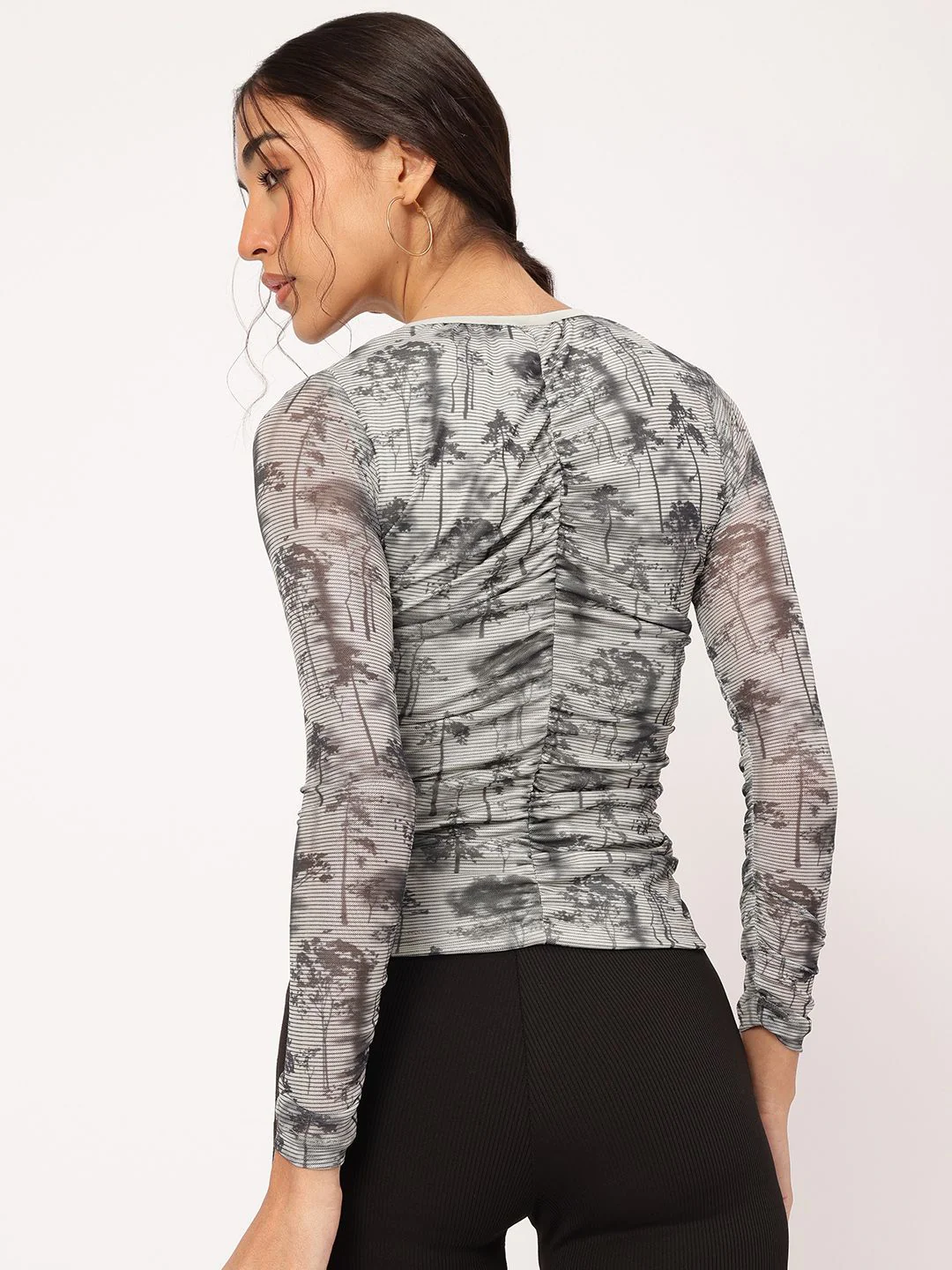 DressBerry Abstract Canvas Printed Ruched Top - Image 4