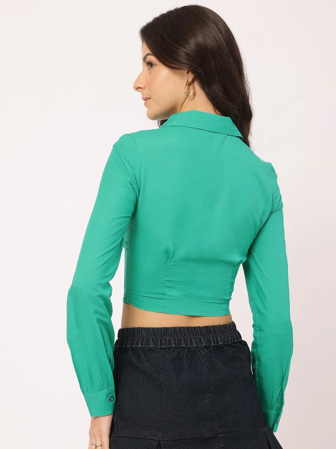 DressBerry Bold Cut-Out Fitted Crop Top - Image 6