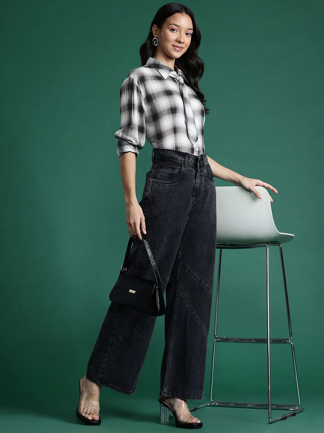 DressBerry Checked Casual Shirt with Tie - Image 6