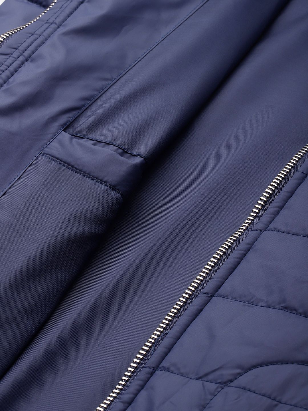 DressBerry Hooded Quilted Jacket - Image 7
