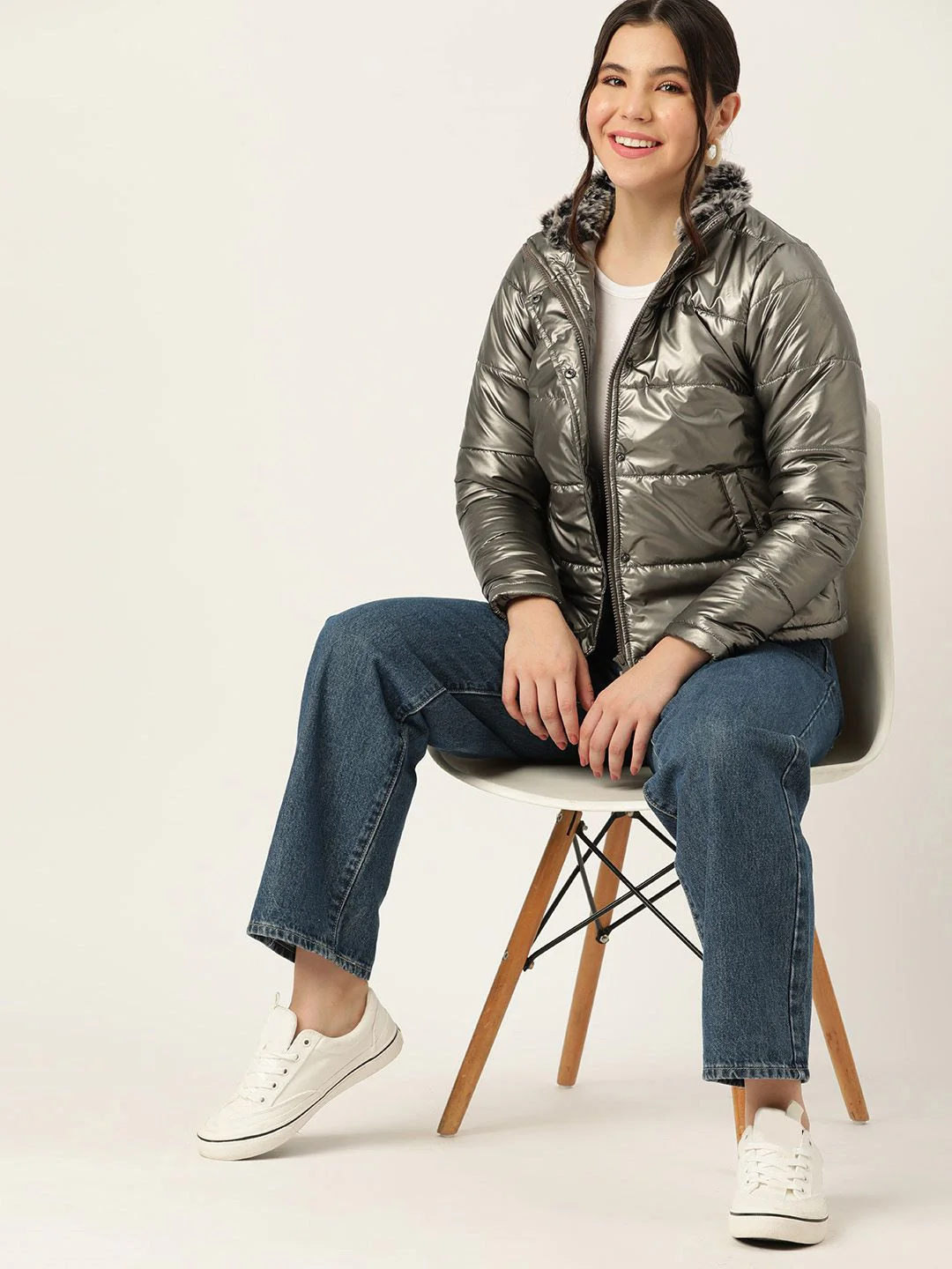 DressBerry Mock Collar Puffer Jacket with Faux Fur Detail - Image 4