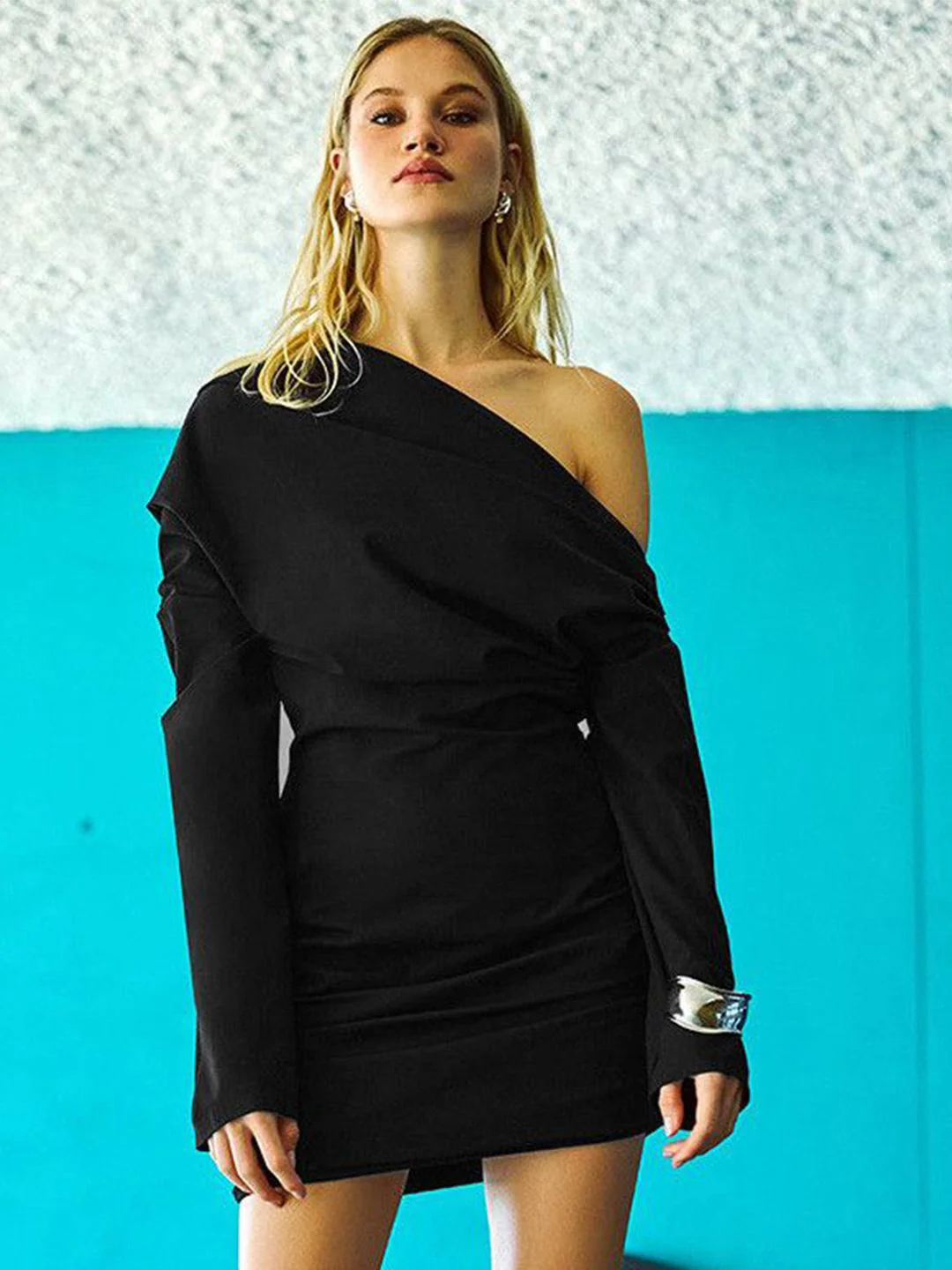 DressBerry One Shoulder Sheath Mini Dress