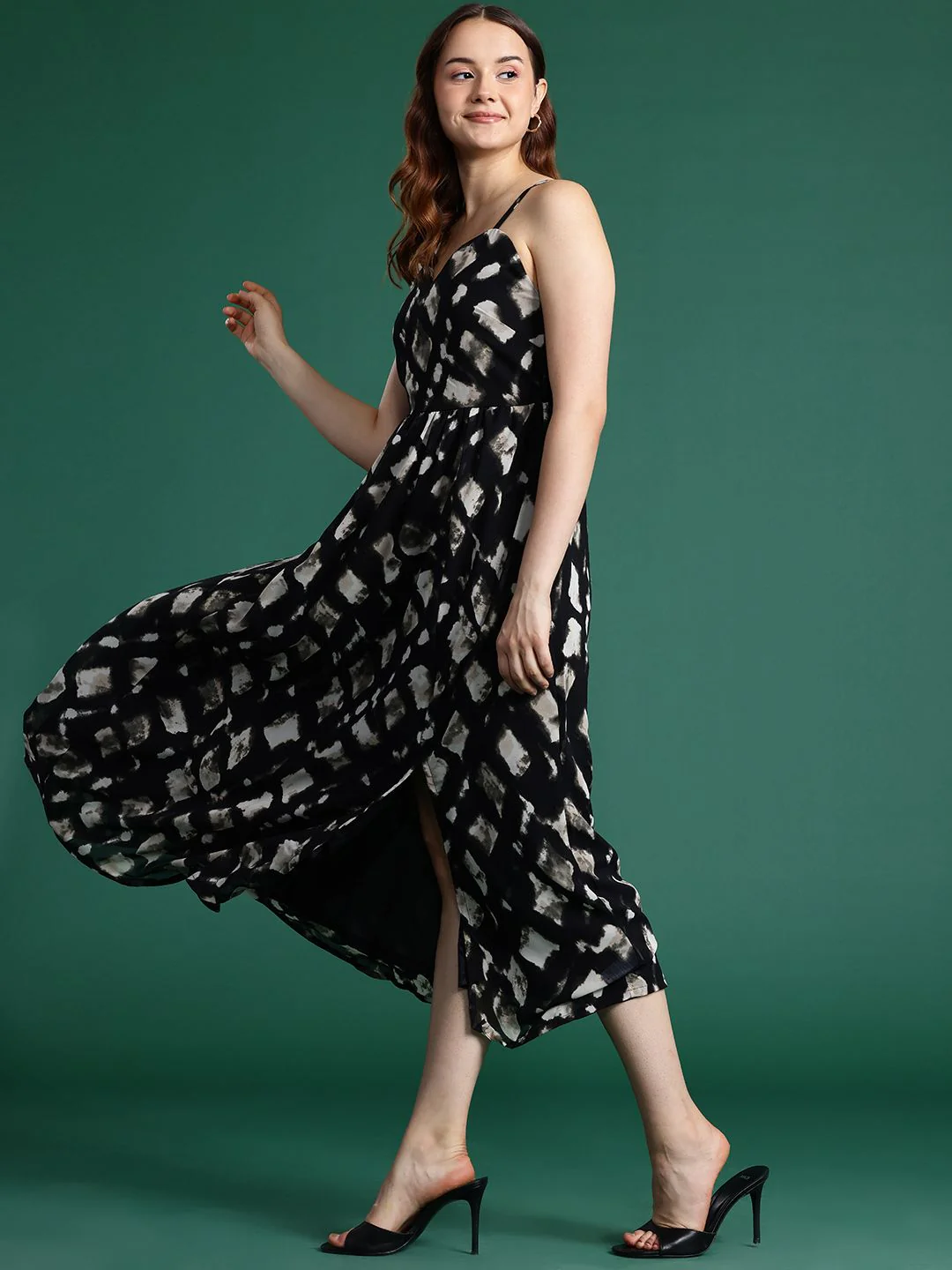 DressBerry Print Fit & Flare Midi Dress - Image 3