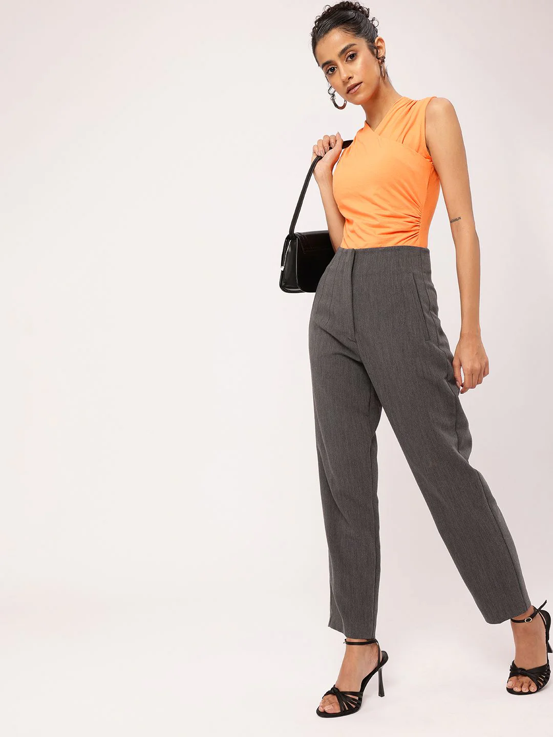 DressBerry Sleek Cute Chic V-Neck Ruched Detail Knitted Bodysuit - Image 6
