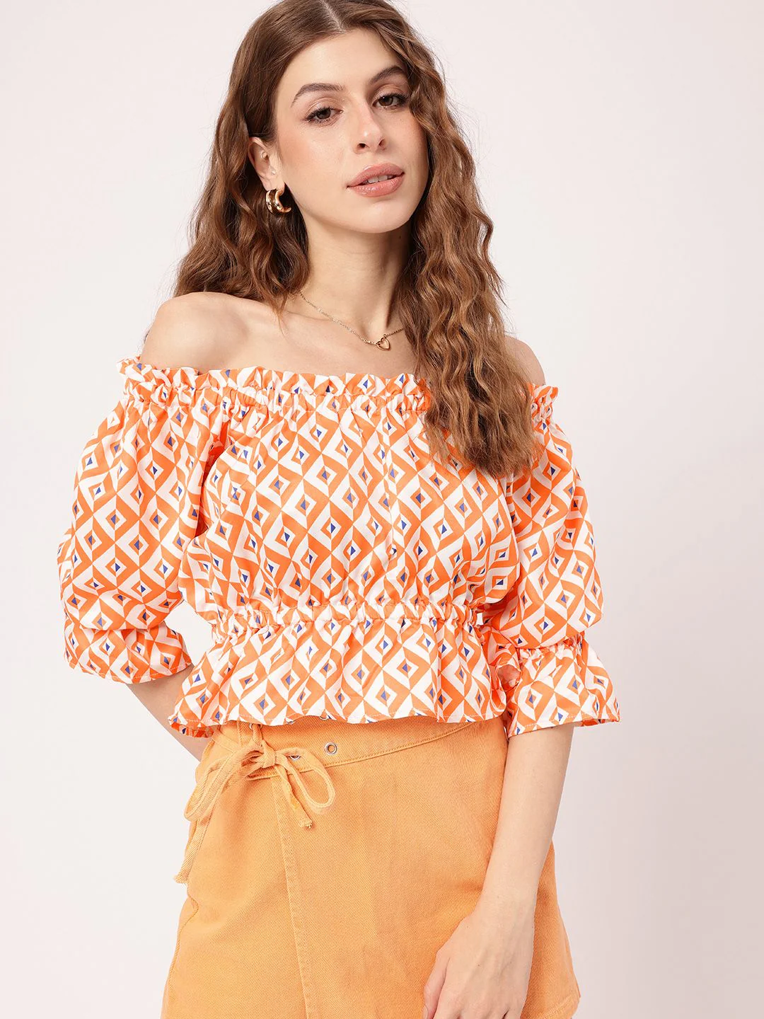 DressBerry Striking Core Gathers Printed Off-Shoulder Peplum Crop Top - Image 5