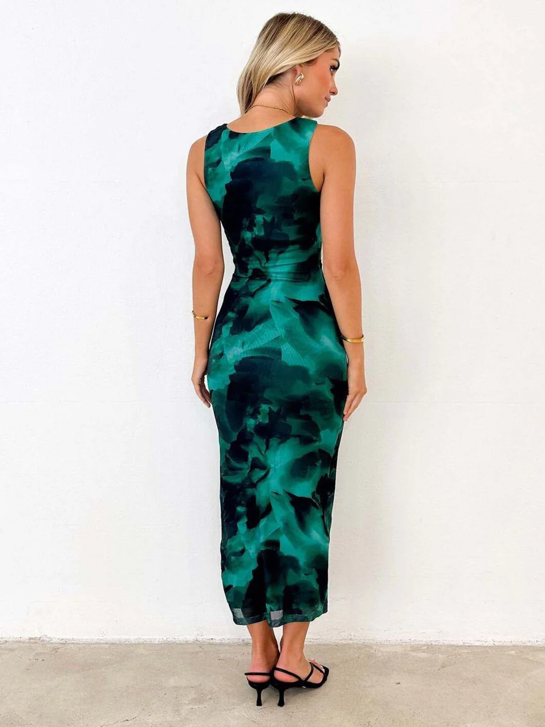 DressBerry Women Abstract Printed Bodycon Maxi Dress - Image 6