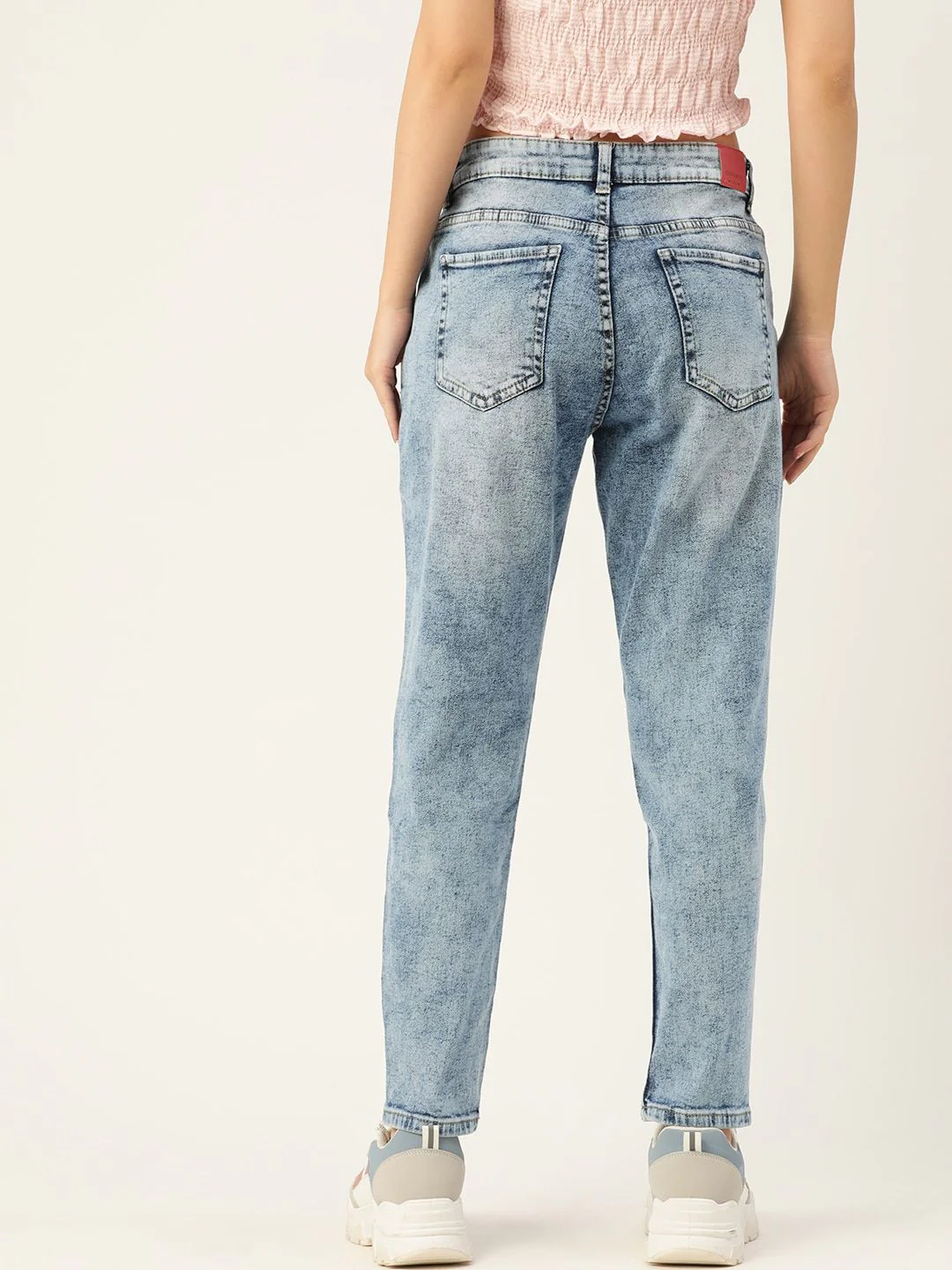 DressBerry Women Blue Heavy Fade Mom Fit Jeans - Image 4