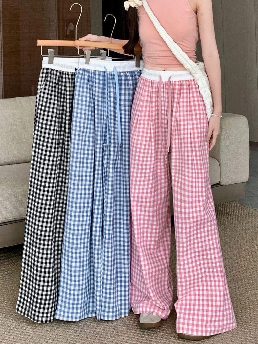 DressBerry Women Checked Mid-Rise Loose Fit Wide Leg Trousers - Image 6
