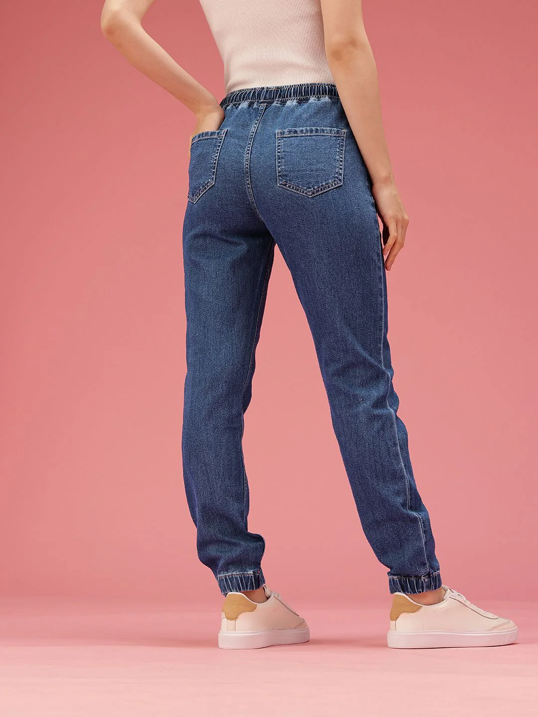 DressBerry Women High-Rise Light Fade Stretchable Jogger - Image 5